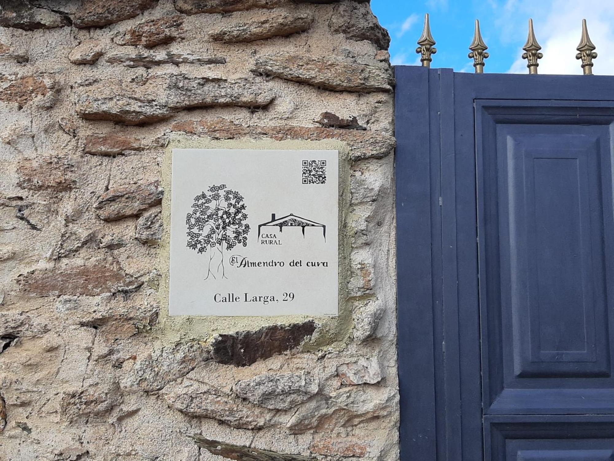 El Almendro Del Cura Villa Villarmayor  Eksteriør bilde